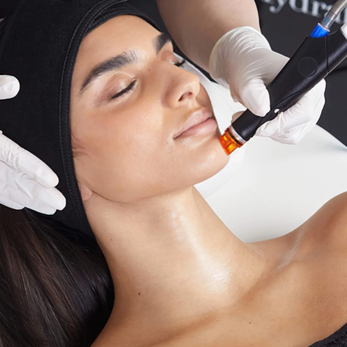 Hydrafacial trattamento viso — Dr Lips Balance Clinic Milano